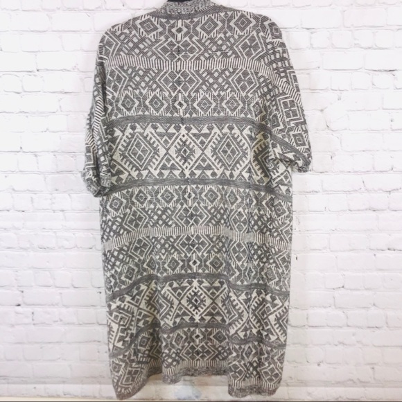 Maurice’s sweater jacket - Picture 2 of 3